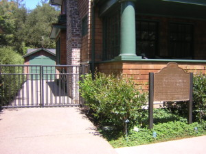 HP Garage is a private museum where the company Hewlett-Packard (HP) was founded.